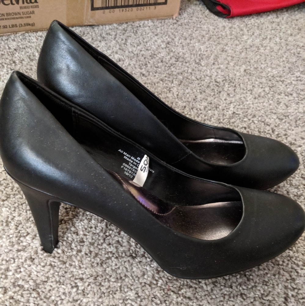 Black merona heels